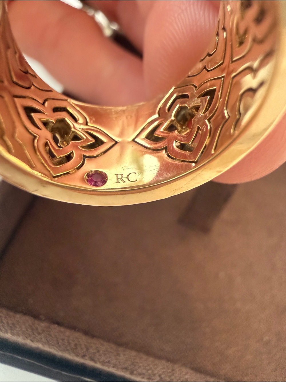Roberto Coin Venetian Princess 18k gold ring. Size 6.5 - Picture 5 of 16